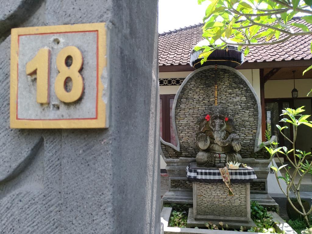 Mekenyem House Gasthof Ubud